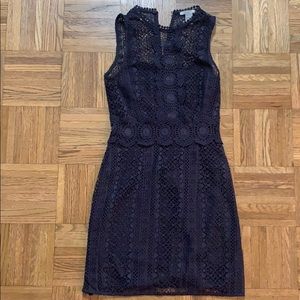💙 Beautiful lace H&M dress. Fully lined! 💙